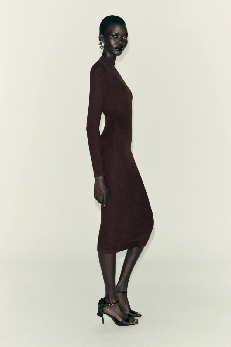 Платье миди с рельефным вязанием