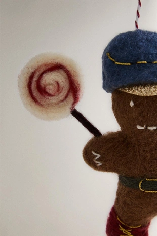 Brown | 7620/060/700 - Zara Фетровый новогодний украшенный пряник-человечек на елку