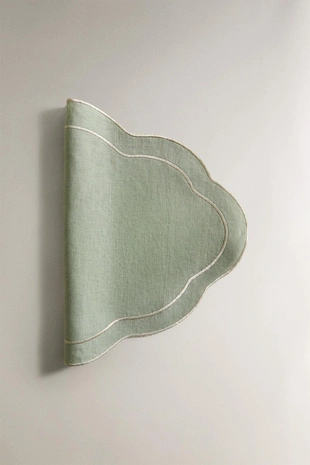 Льняная рождественская подставка с деталями из ниток- Заказать в России