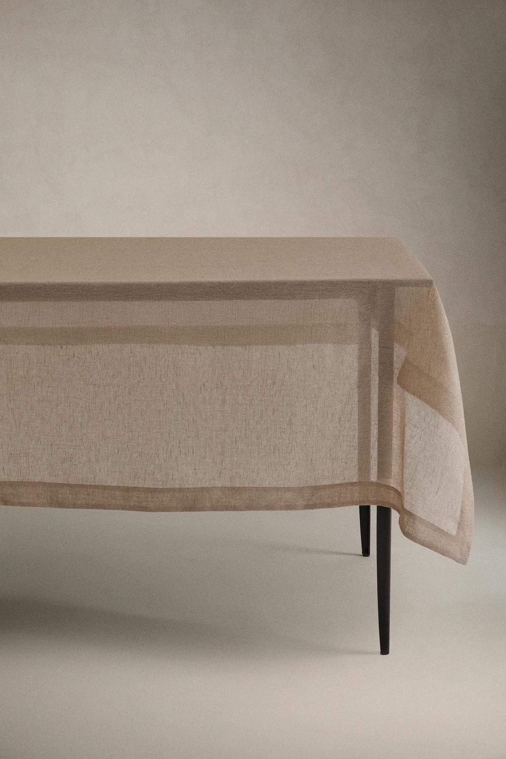 Льняная рождественская скатерть с металлической нитью