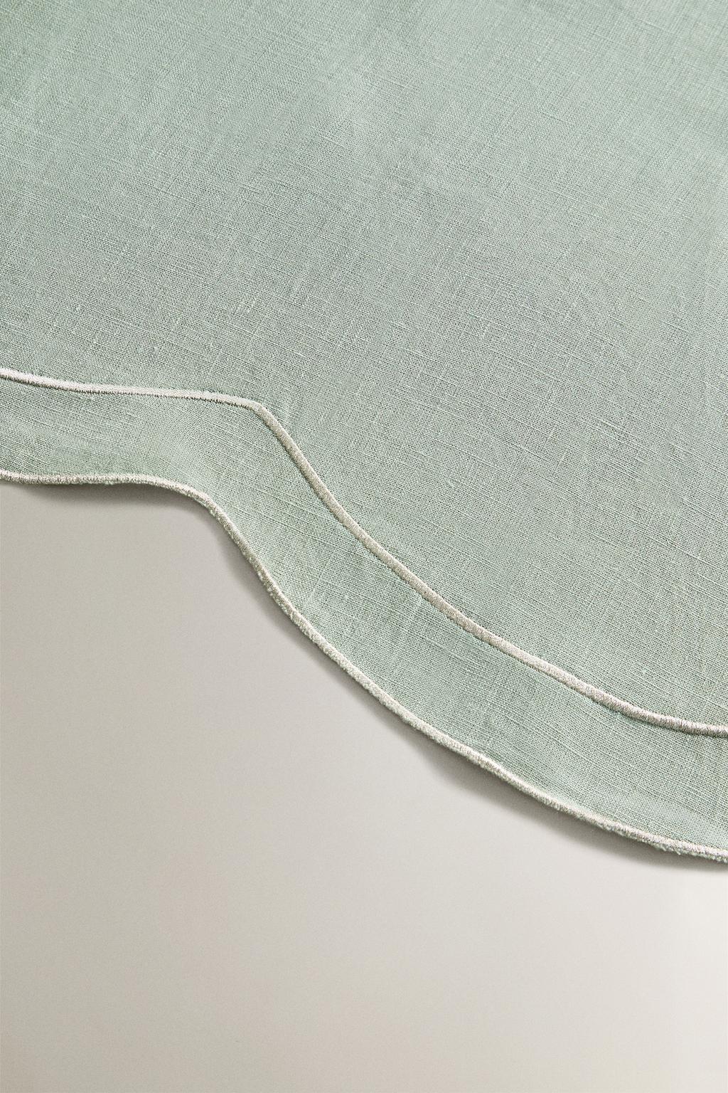 Льняное рождественское скатерть с деталями из ниток