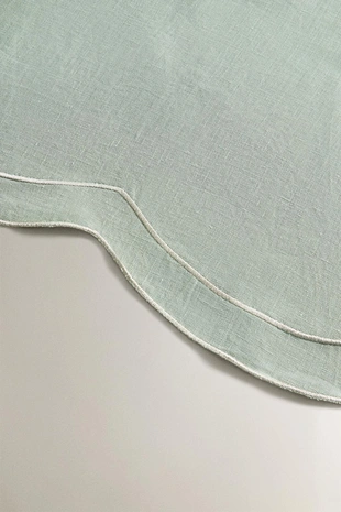 Льняное рождественское скатерть с деталями из ниток- Заказать в России