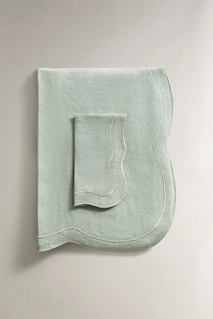 Льняное рождественское скатерть с деталями из ниток- Заказать в России