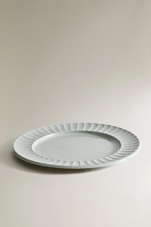 Металлическое сервировочное блюдо круглой формы- Заказать в России