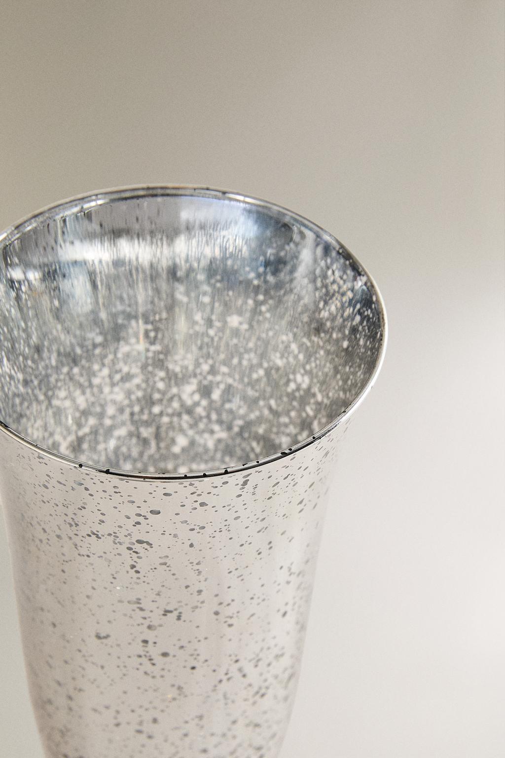 Рождественская флейта из серебристого стекла