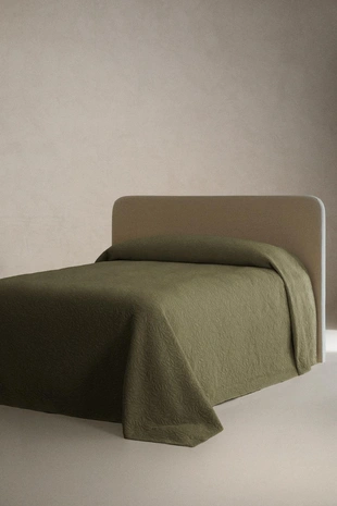 Стеганный покрывало с листьями- Заказать в России