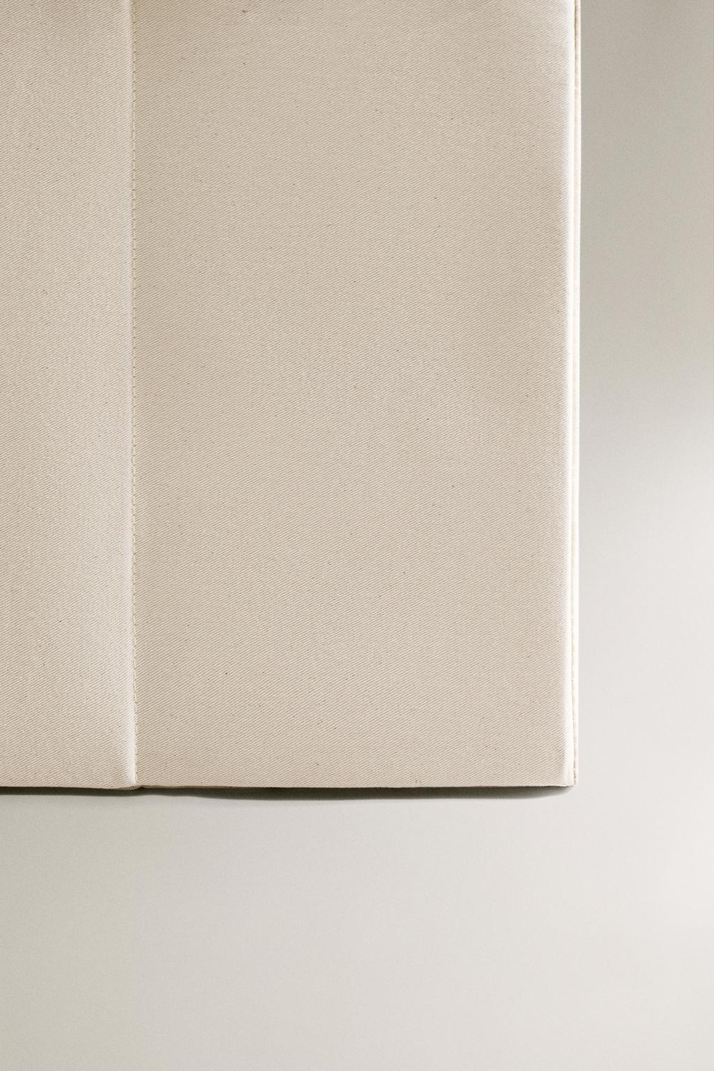 Квадратная коробка для хранения с крышкой