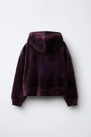 Костюм с худи и широкими брюками из велюра