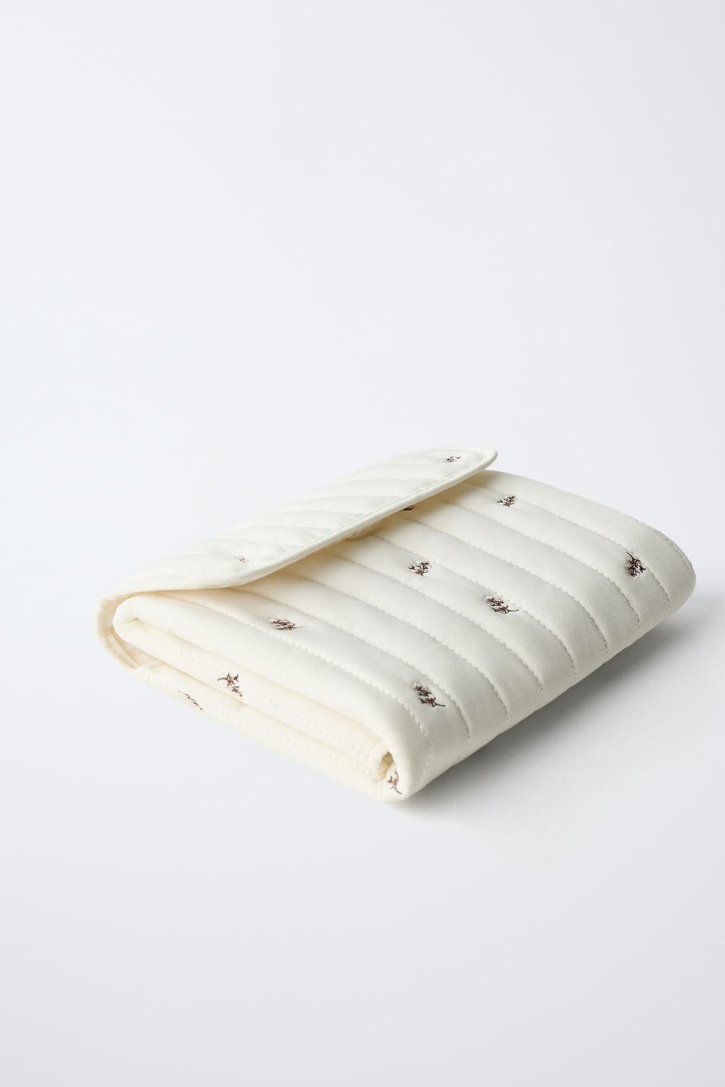 Материнский пеленальный матрас с цветочным принтом