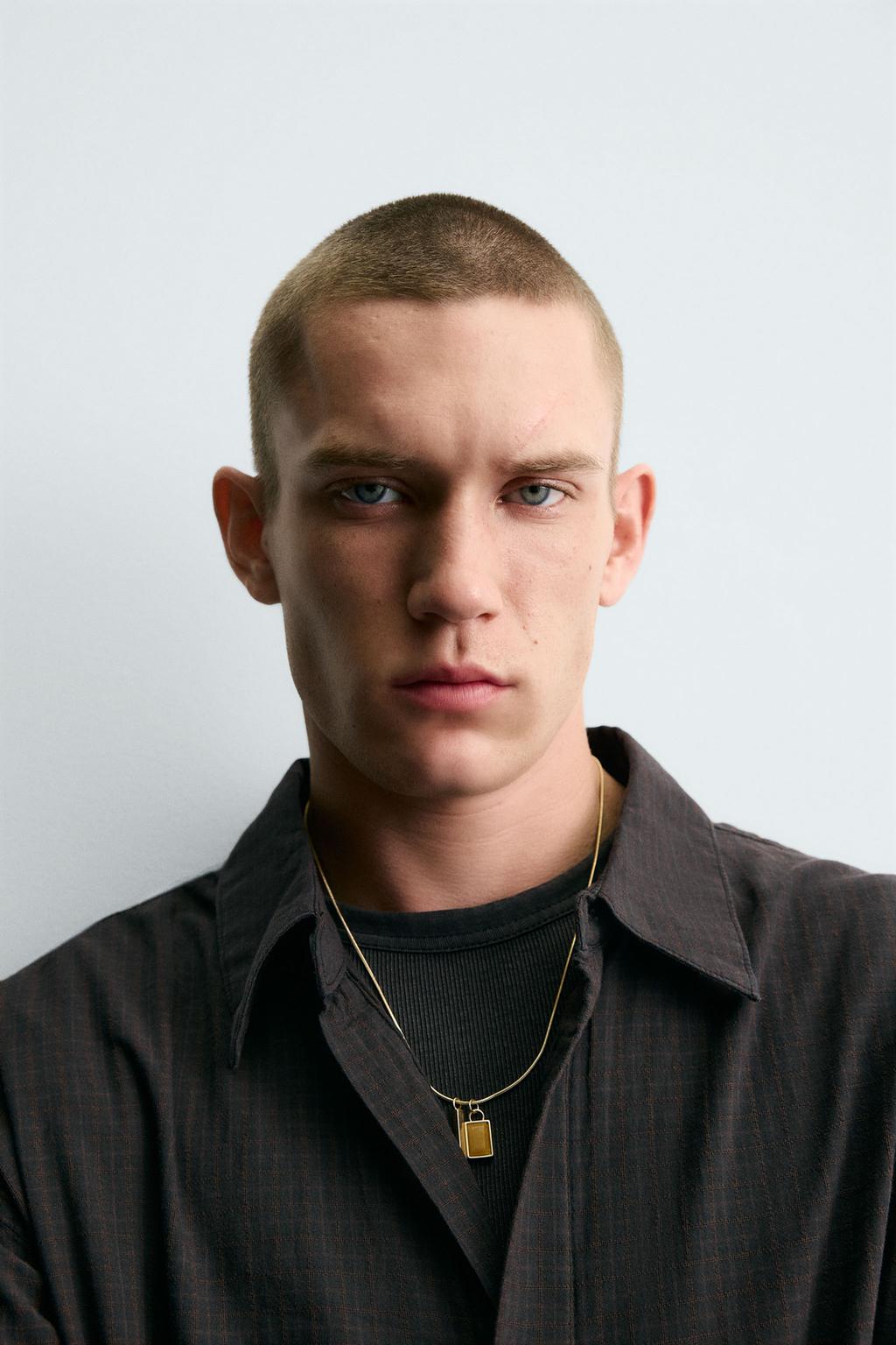 Цепочка с кулонами в виде веревочных звеньев