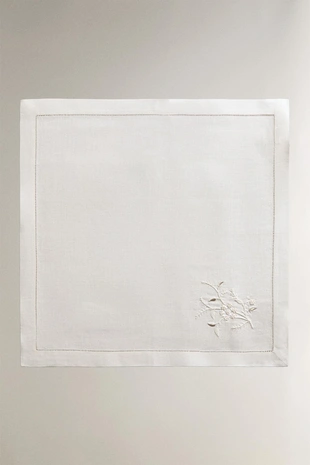 Набор льняных рождественских салфеток с цветочной вышивкой (набор из 2)- Заказать в России