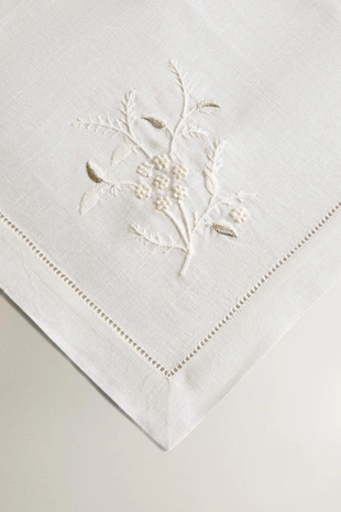 Набор льняных рождественских салфеток с цветочной вышивкой (набор из 2)- Заказать в России
