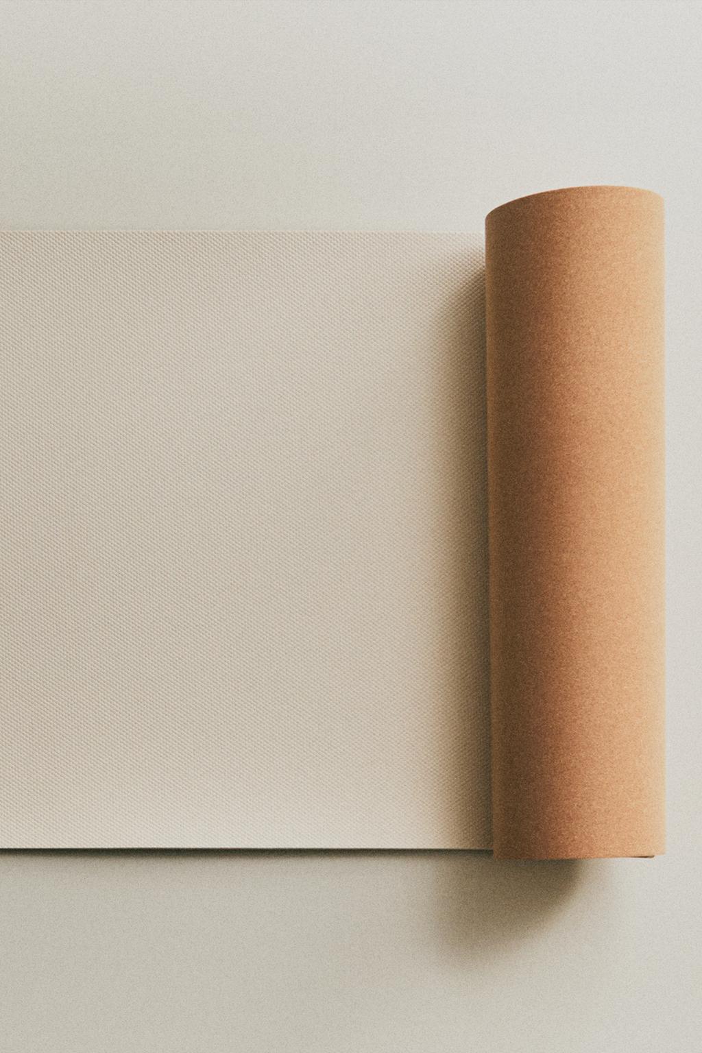 Коврик для йоги с кожаным ремешком