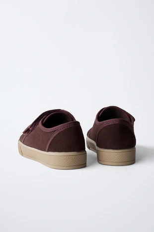 Замшевые кроссовки- Заказать в России