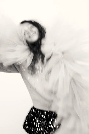 Юбка объемного кроя с пайетками- Заказать в России