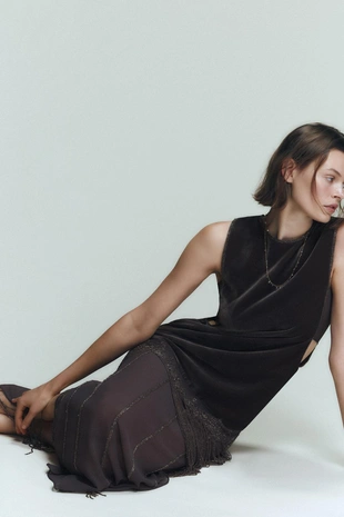 Комбинированное платье из бархата с бисером и бахромой- Заказать в России