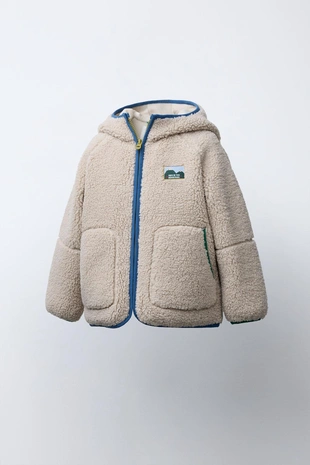 Купить Zara Куртка из искусственной овчины с капюшоном и контрастными деталями