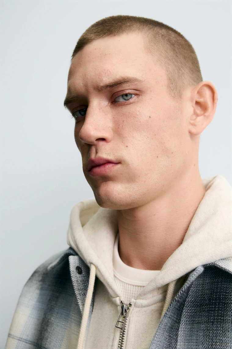 Рубашка в клетку с контрастным подкладом