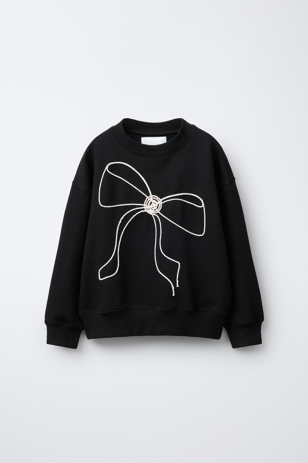 ТОЛСТОВКА С БАНТОМ ИЗ ШНУРКА