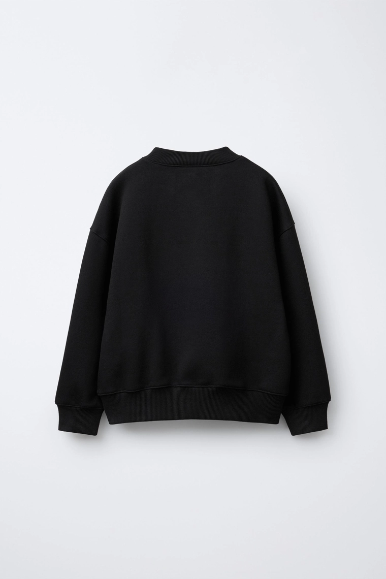 Свитшот с бантом и шнурком