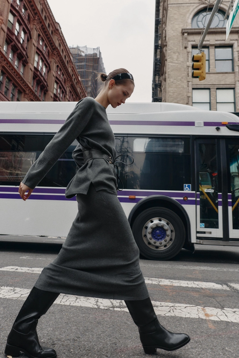 Юбка-карандаш из мягкого трикотажа