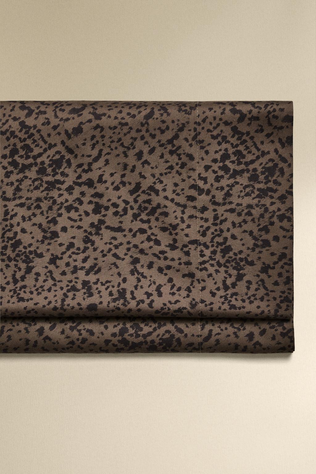 Простынь с животным принтом zara