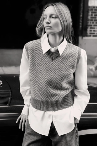 Жилет в елочку из смесовой шерсти- Заказать в России