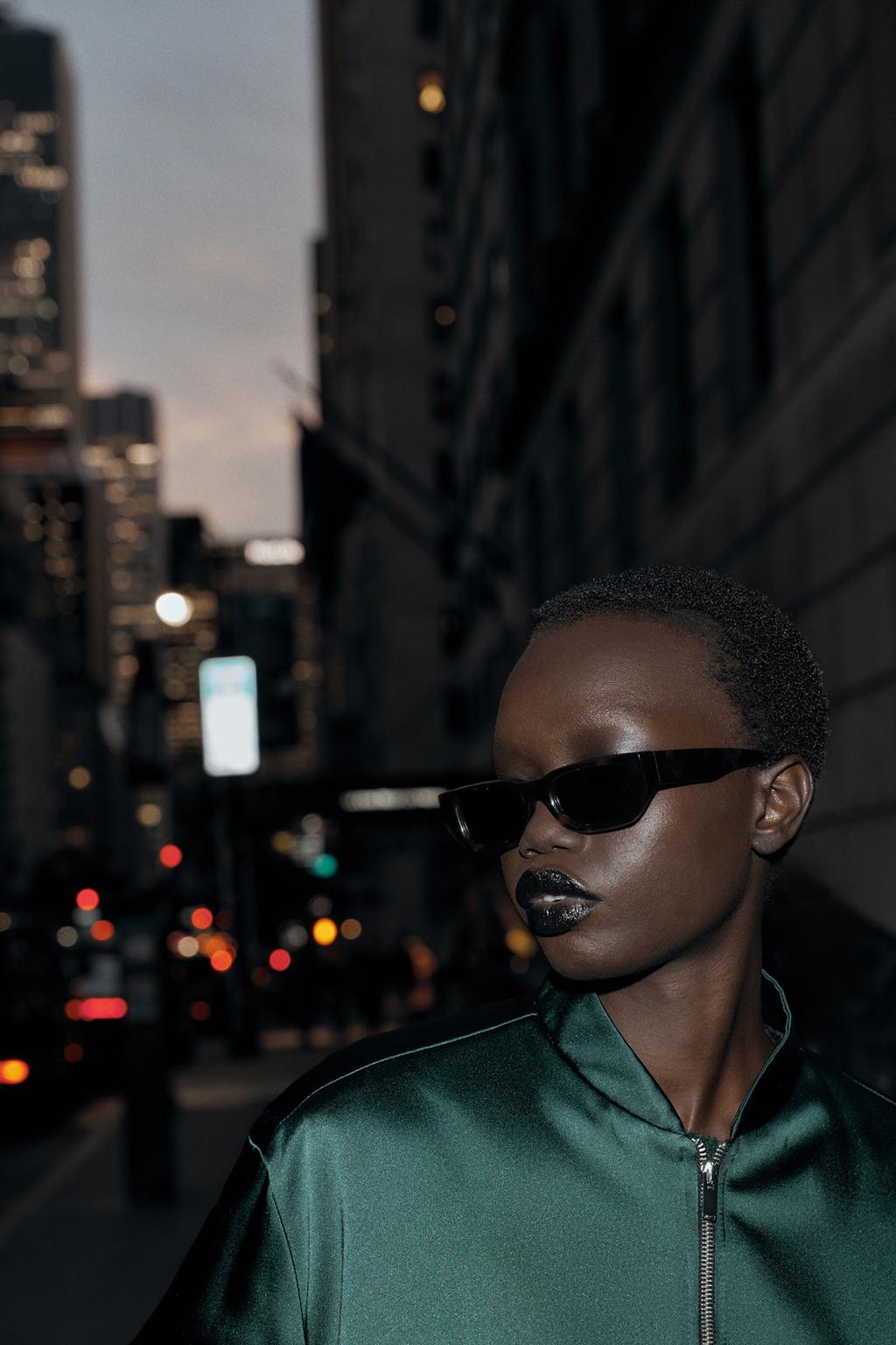 БОМБЕР ИЗ АТЛАСА