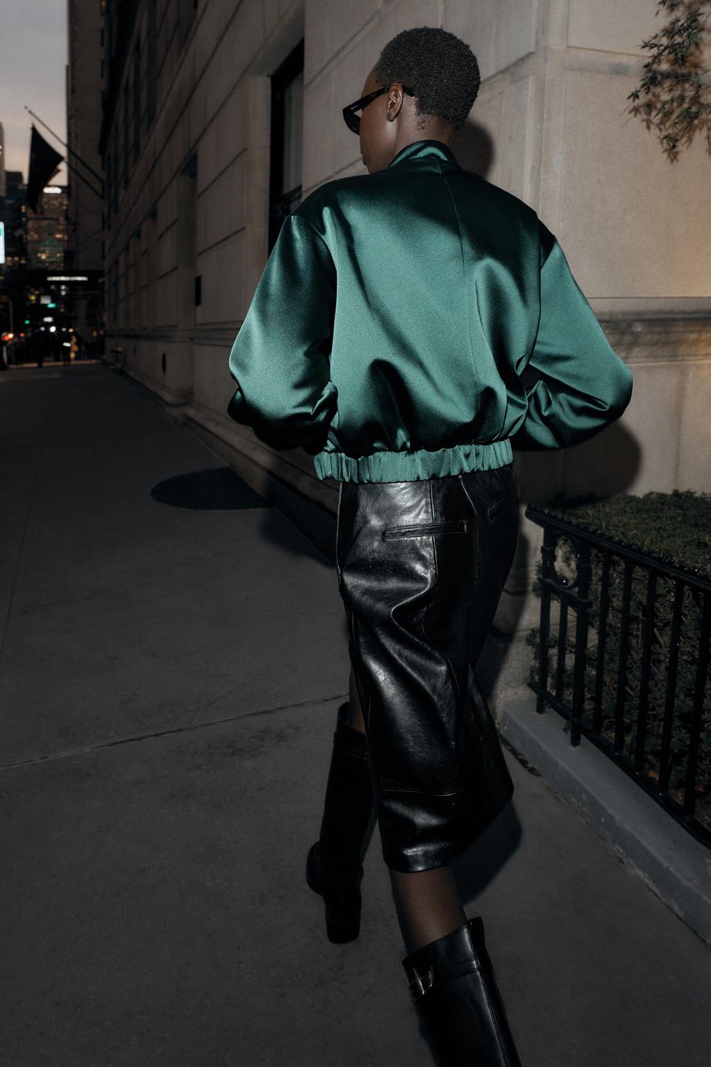 БОМБЕР ИЗ АТЛАСА