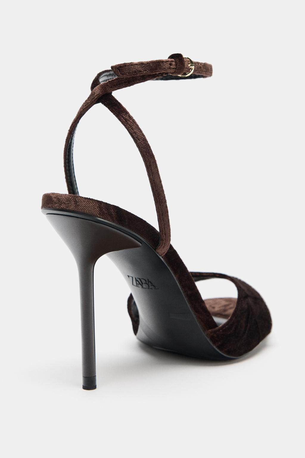 БАРХАТНЫЕ БОСОНОЖКИ НА КАБЛУКЕ