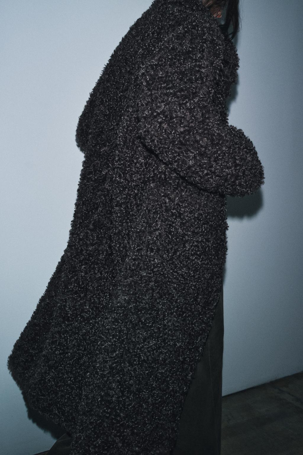 ДЛИННОЕ ПАЛЬТО ИЗ ИСКУССТВЕННОЙ ОВЧИНЫ — ZW COLLECTION