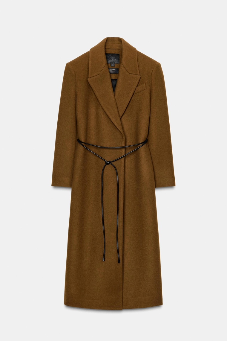 Пальто из шерсти с кожаным поясом коллекция zw