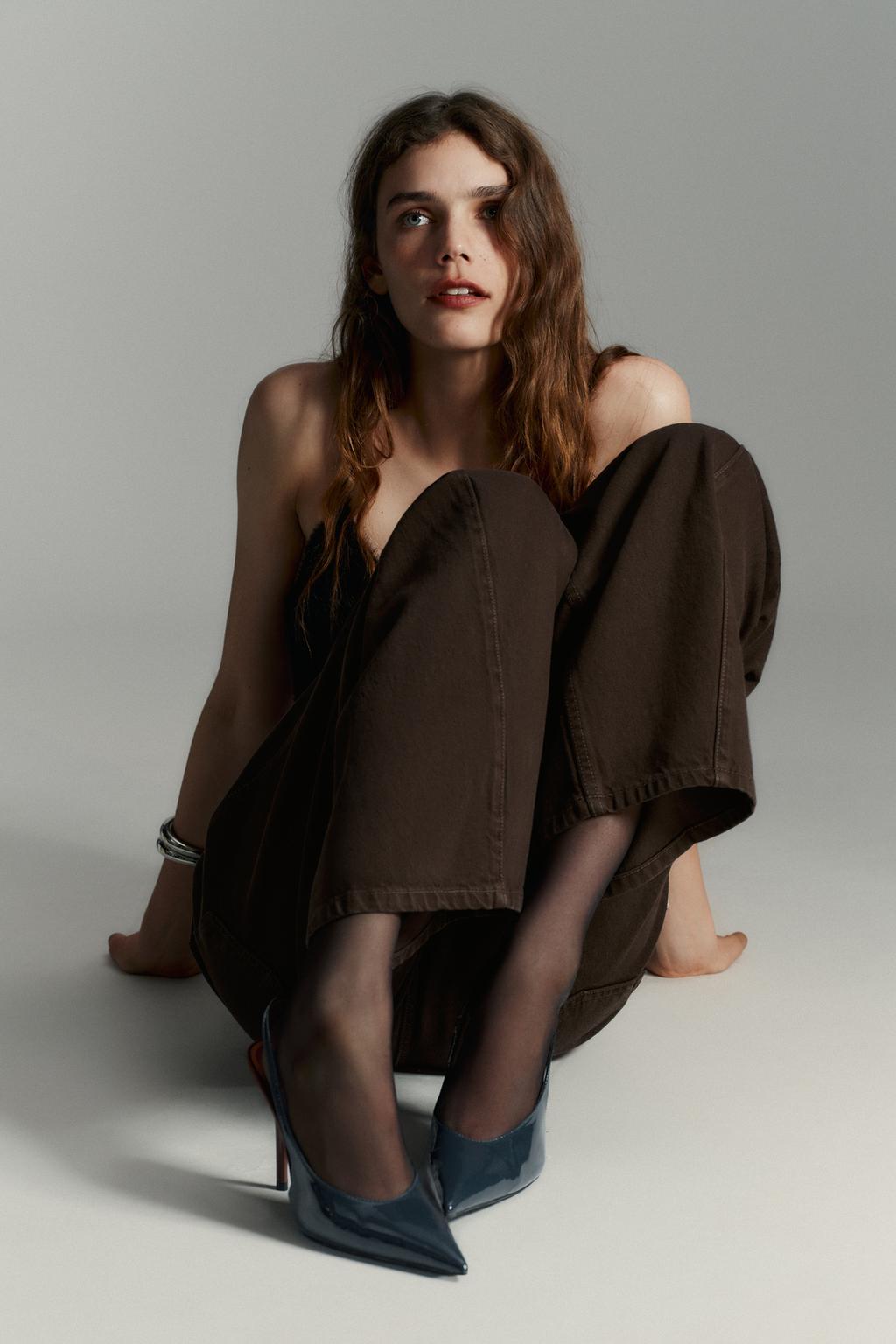 ТУФЛИ ИЗ ЛАКИРОВАННОЙ ИСКУССТВЕННОЙ КОЖИ