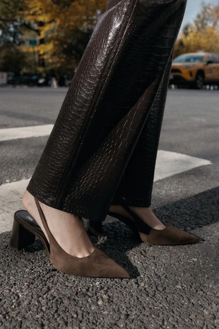 Туфли-мюли на каблуке- Заказать в России