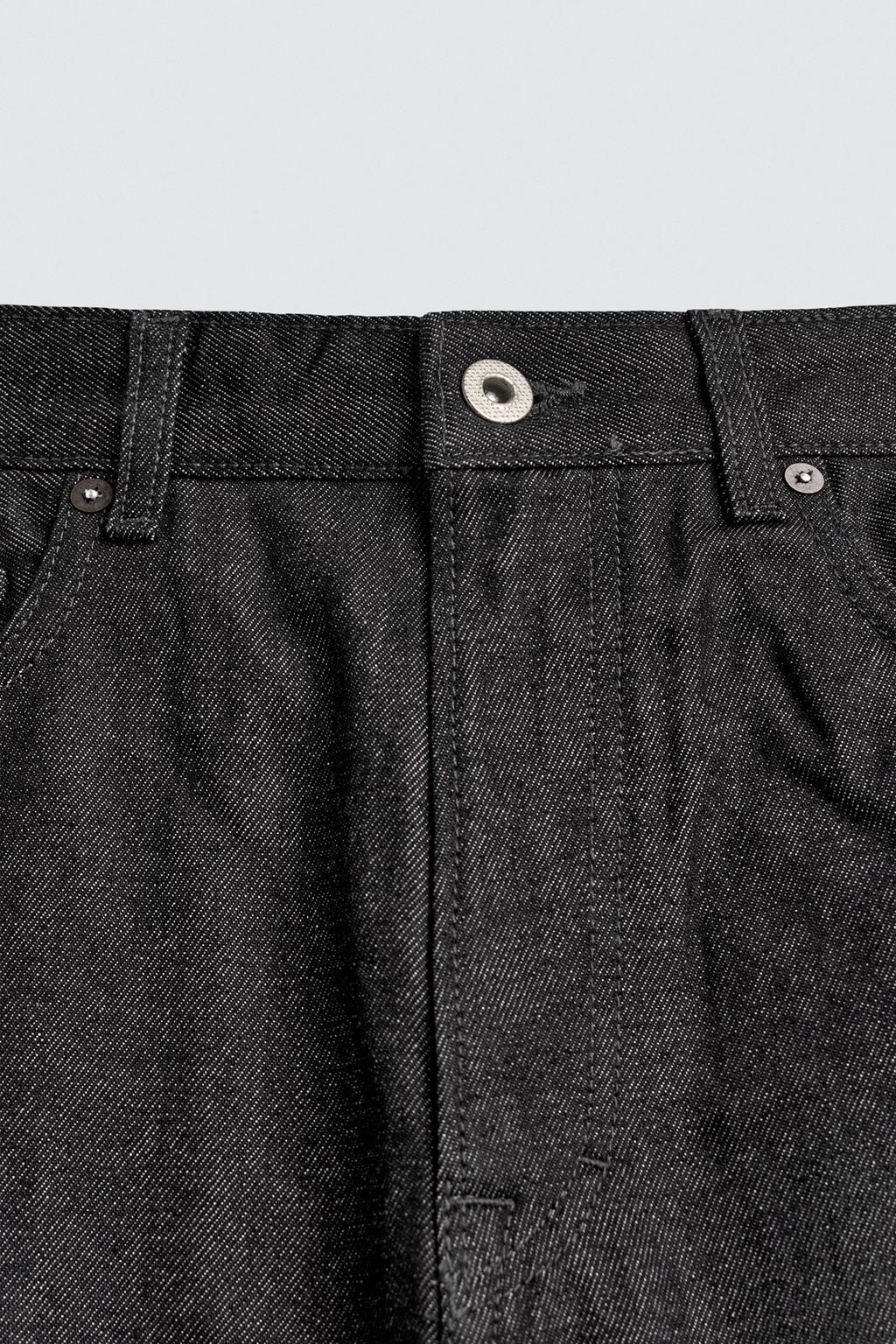 ДЖИНСЫ СВОБОДНОГО КРОЯ FLARE FIT