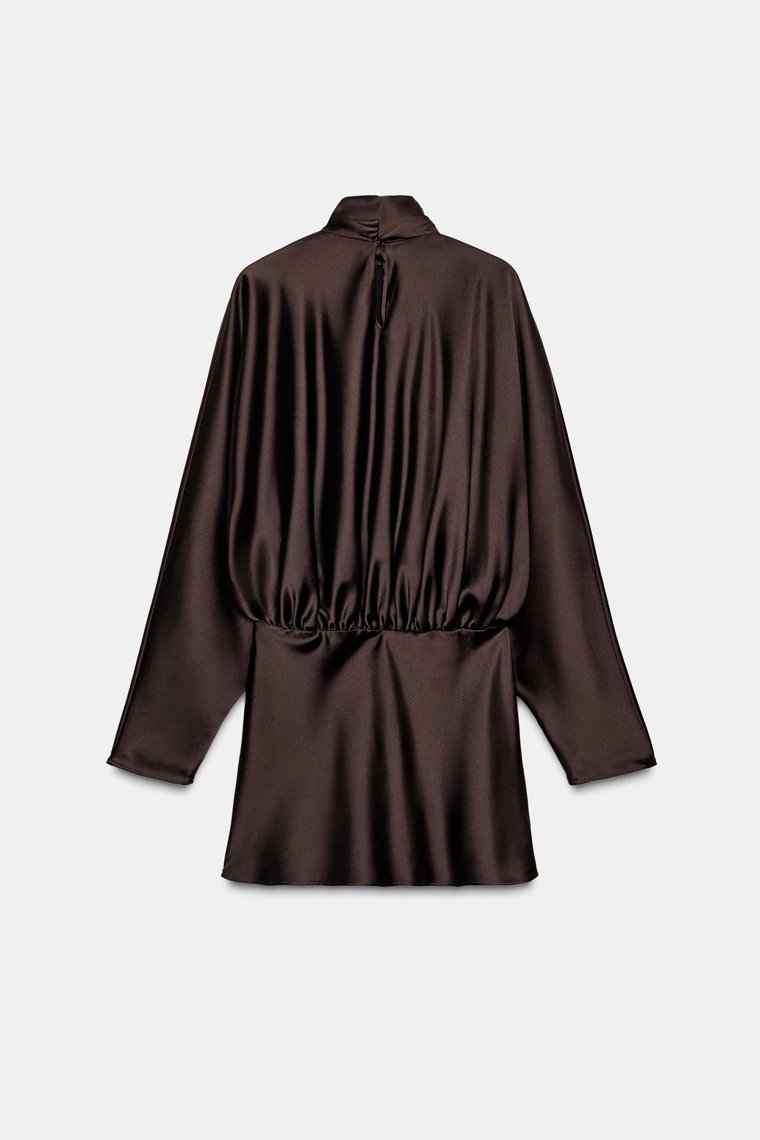 Атласное платье-фуляр короткое