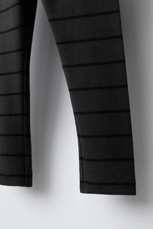 Легинсы в полоску