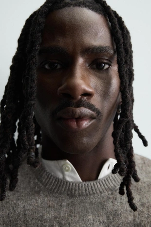 Свитер с принтом BRUSHED- Заказать в России