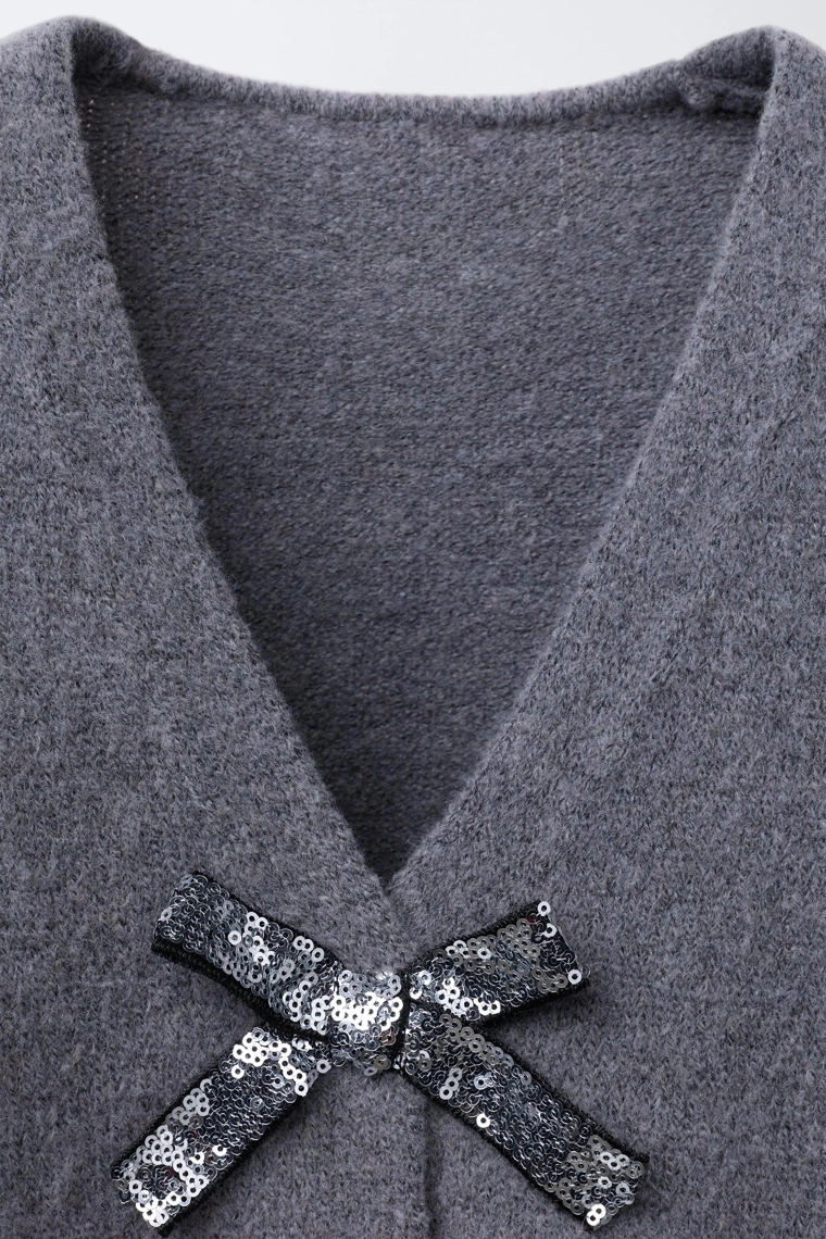 Кардиган с аппликациями в виде блестящих бантов