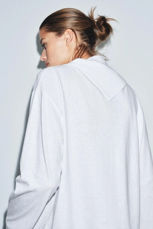 Футболка с длинными рукавами и воротником-платком- Заказать в России