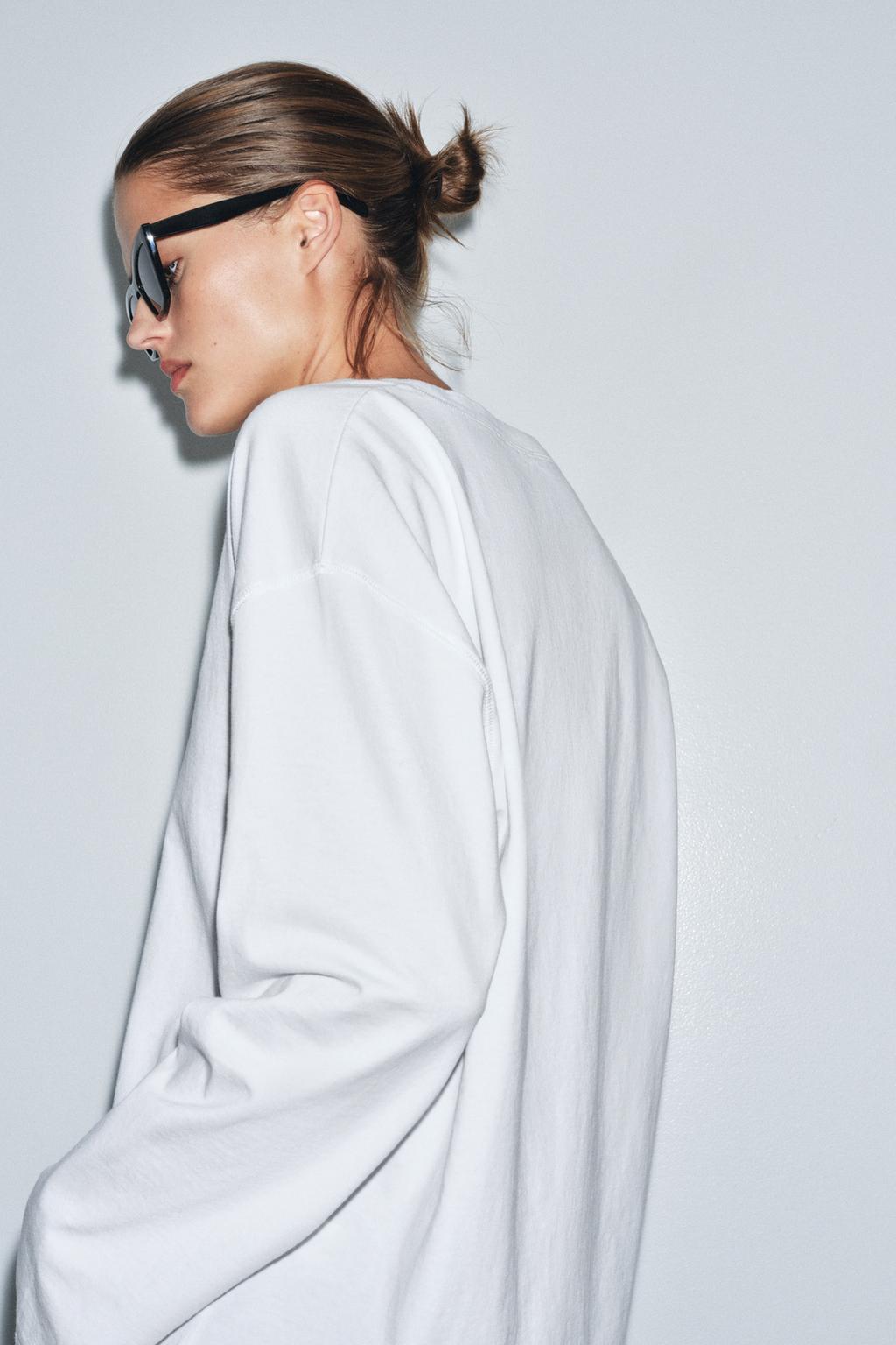 ФУТБОЛКА РУСТИК С V-ОБРАЗНЫМ ВЫРЕЗОМ