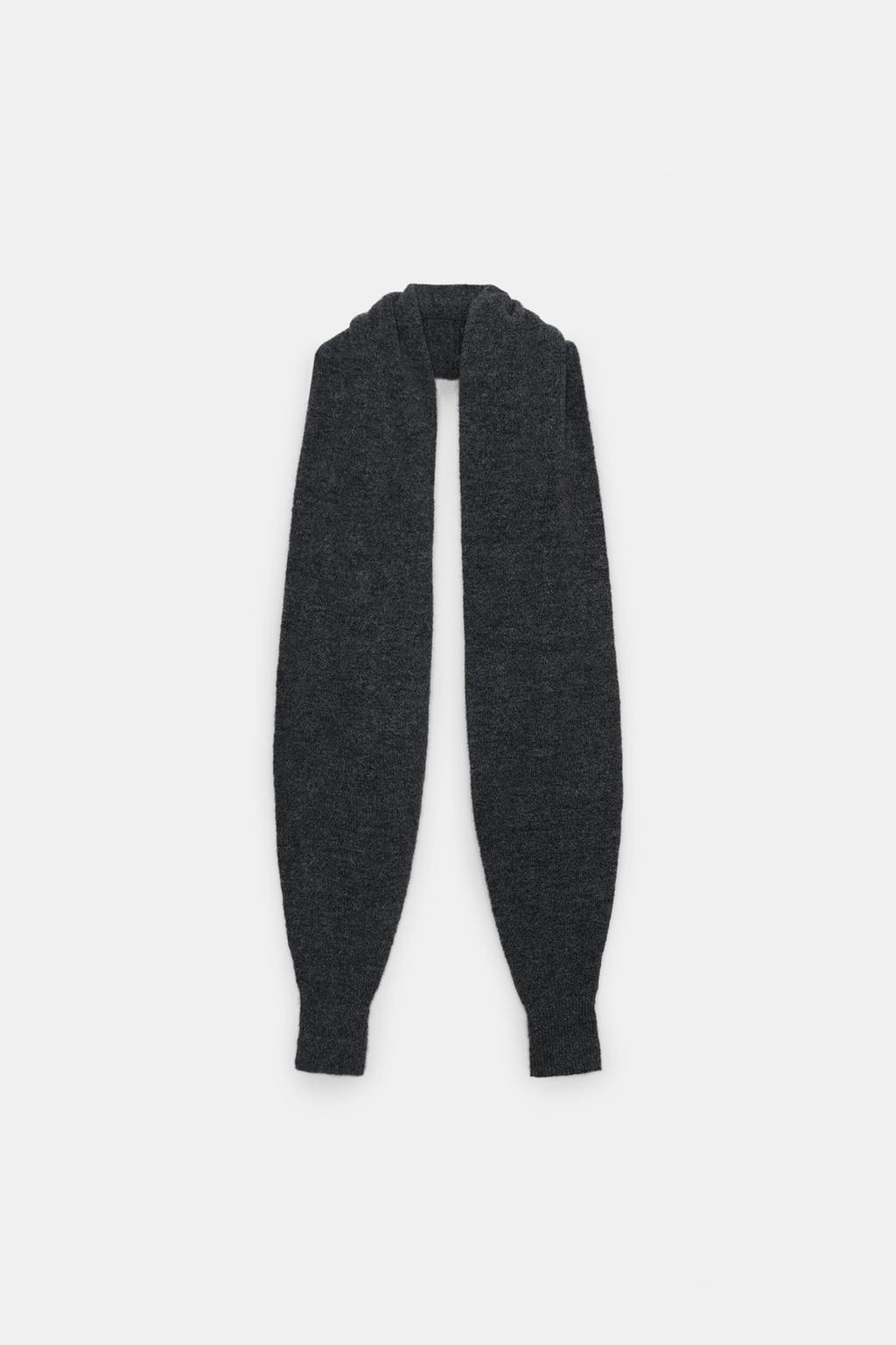 ШАРФ С ИМИТАЦИЕЙ РУКАВОВ