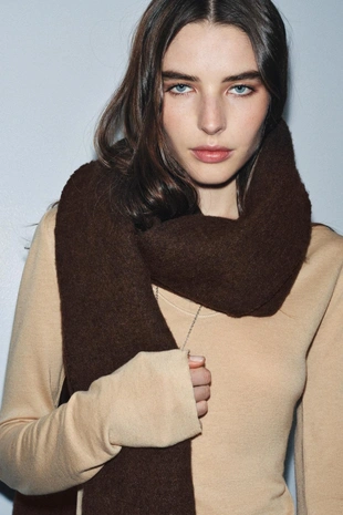 Гладкий мягкий шарф с бахромой- Заказать в России