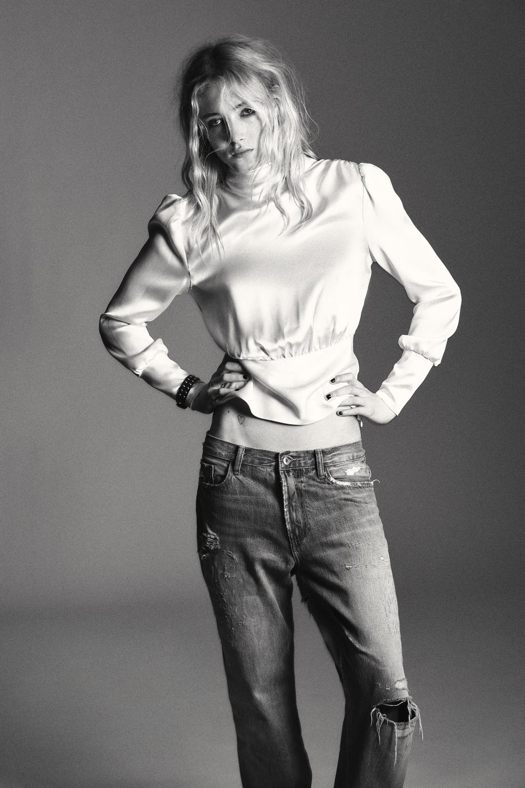 АТЛАСНАЯ РУБАШКА С ЗАВЯЗКАМИ НА СПИНЕ