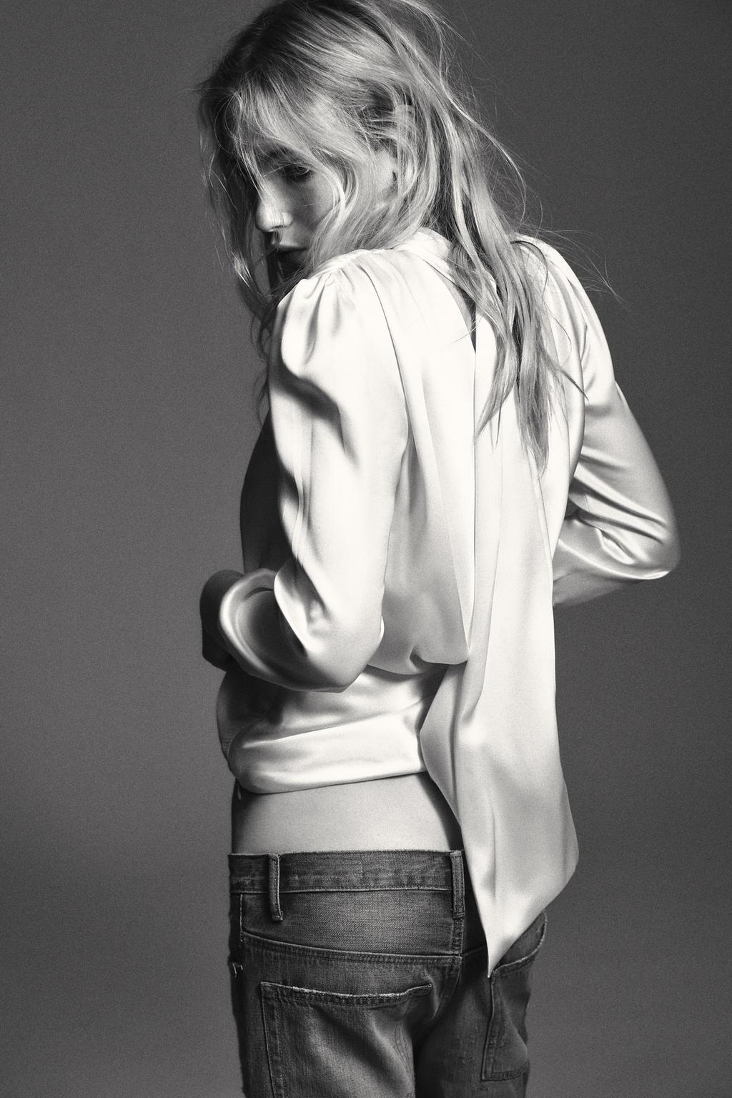 АТЛАСНАЯ РУБАШКА С ЗАВЯЗКАМИ НА СПИНЕ