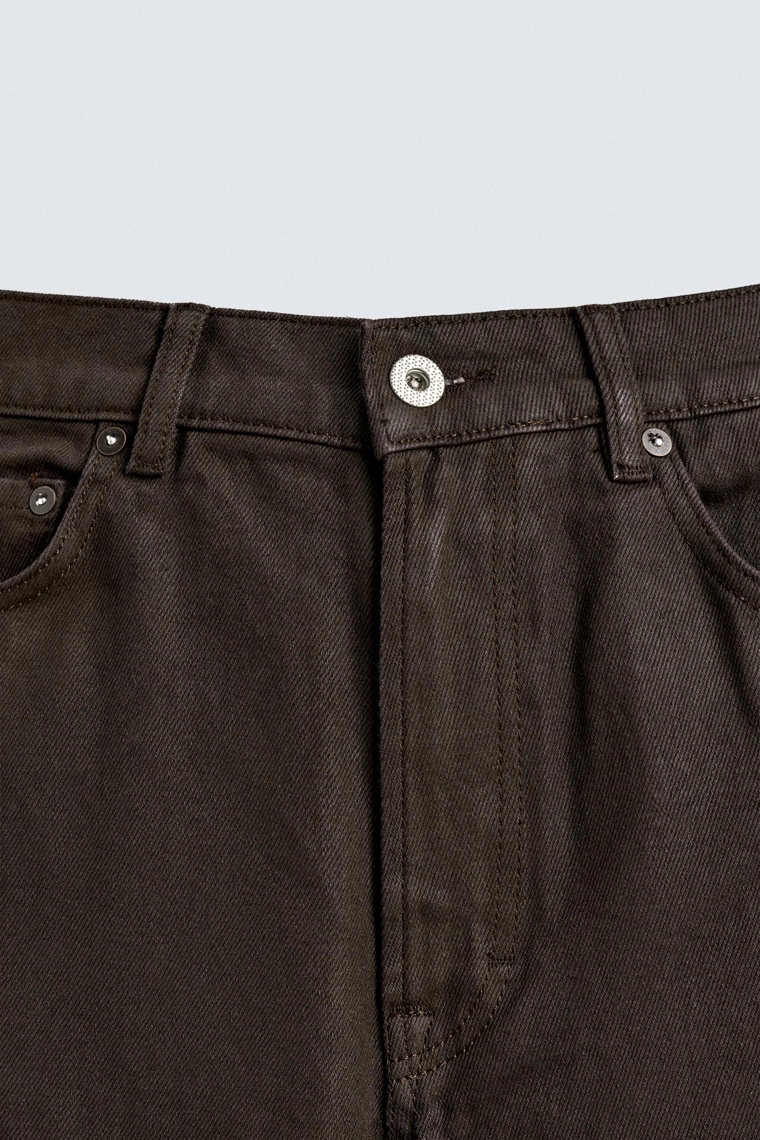 Джинсы прямого кроя с вощеным эффектом