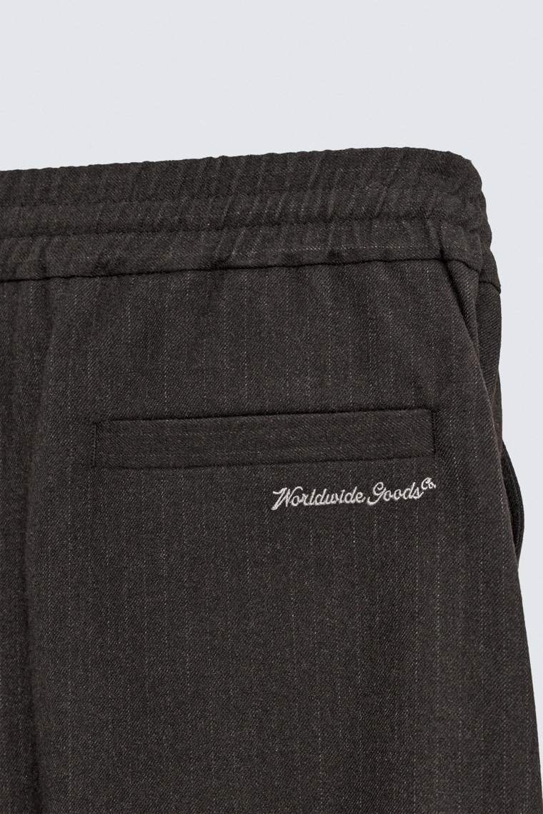 Брюки свободного кроя с текстурой