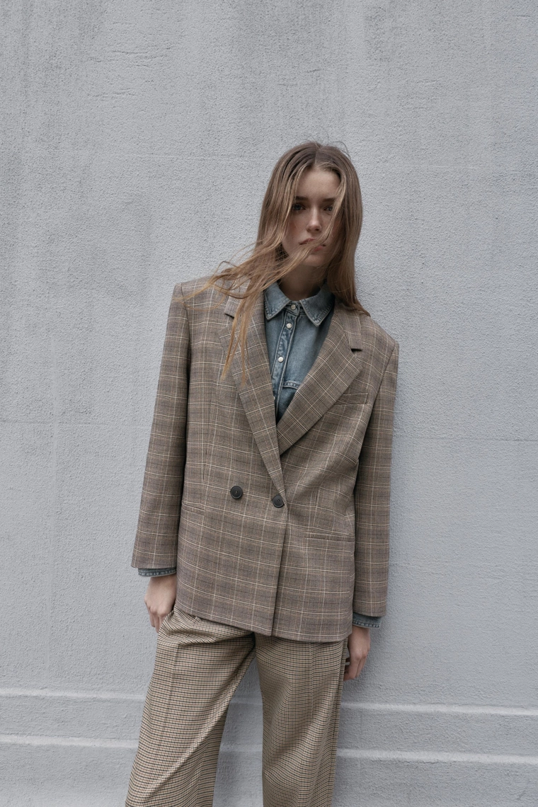 Большой клетчатый блейзер