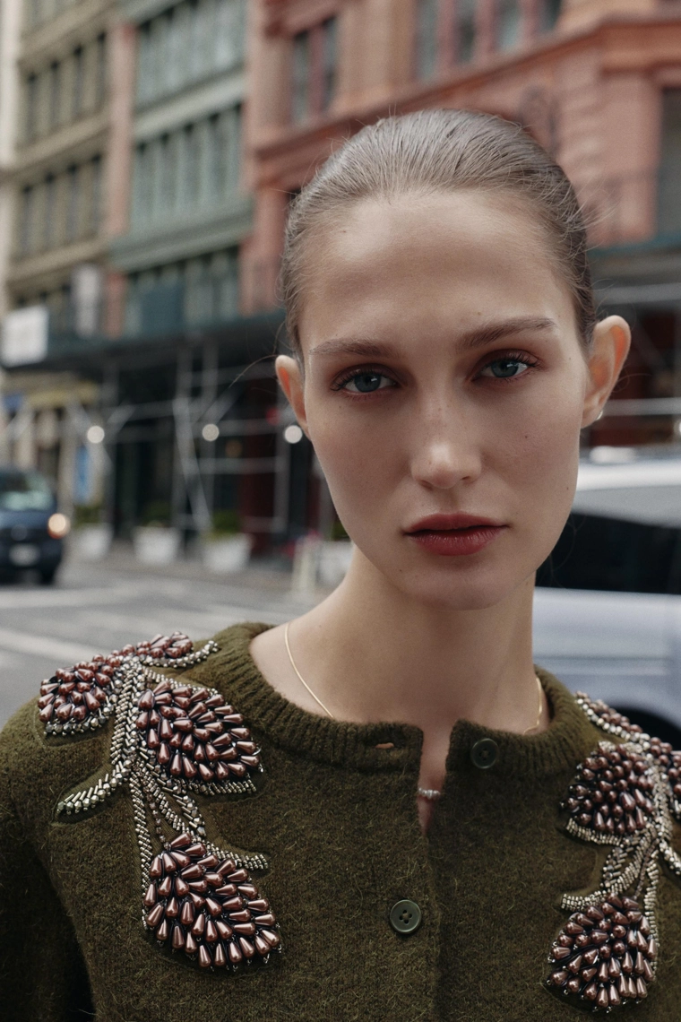 Кардиган с бисером