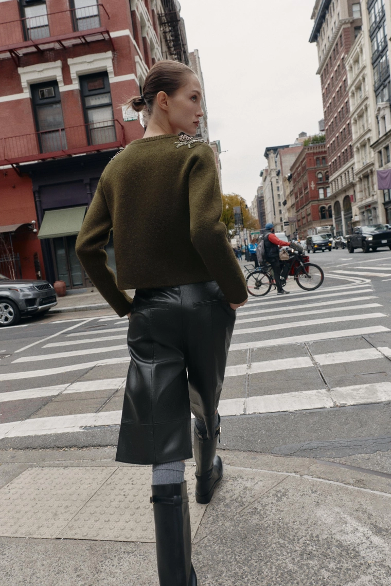 Кардиган с бисером